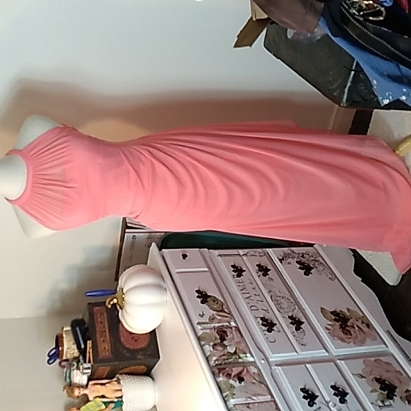 David's Bridal peach color 4 prom wedding bridesmaid mother bride dress formal - Picture 1 of 6